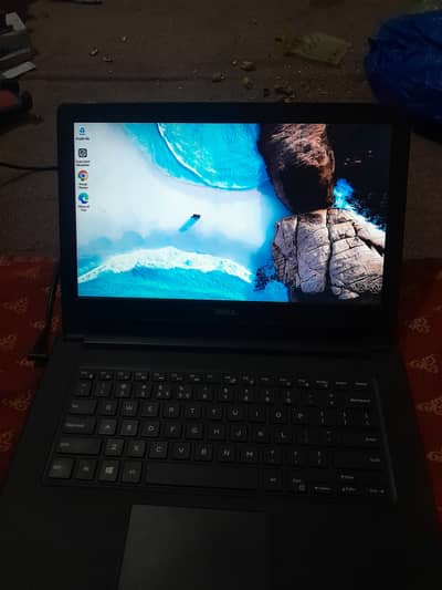 Dell vostro i7 7th generation 8/500 gb