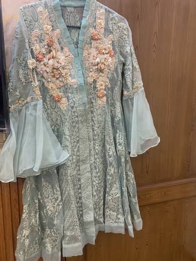 7 rang brand from pwd   condition 9/10 two peice frock and dupata