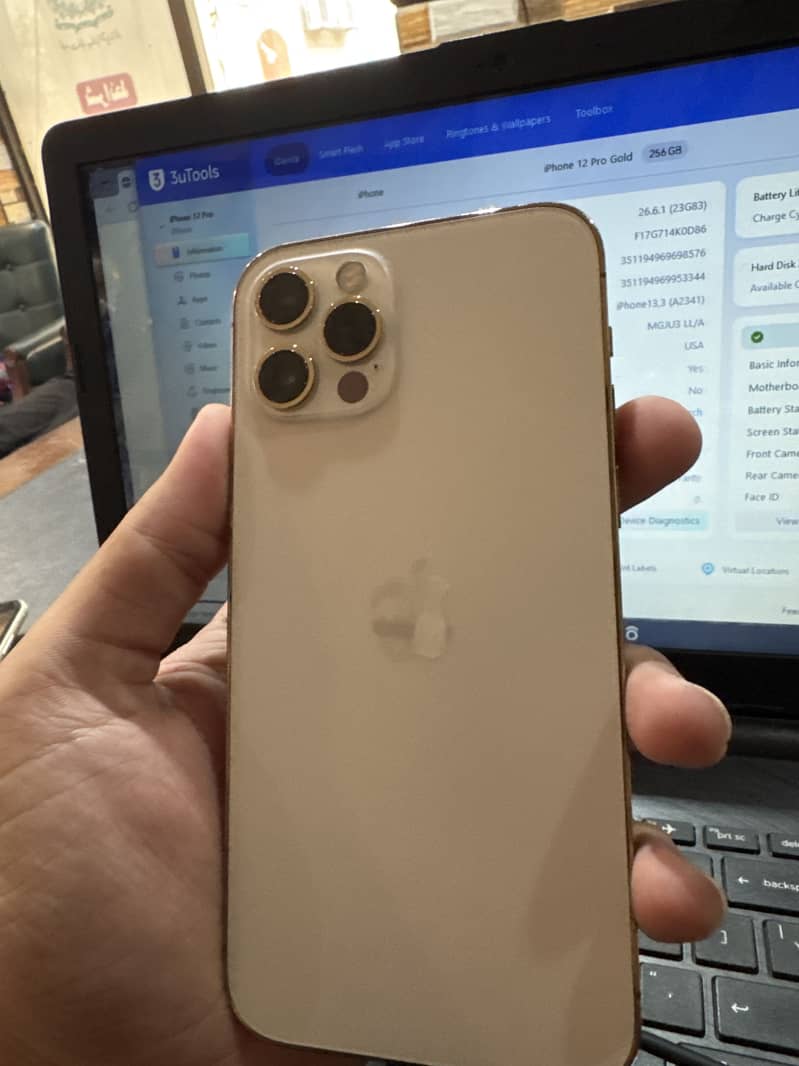 Apple iPhone 12 Pro 6
