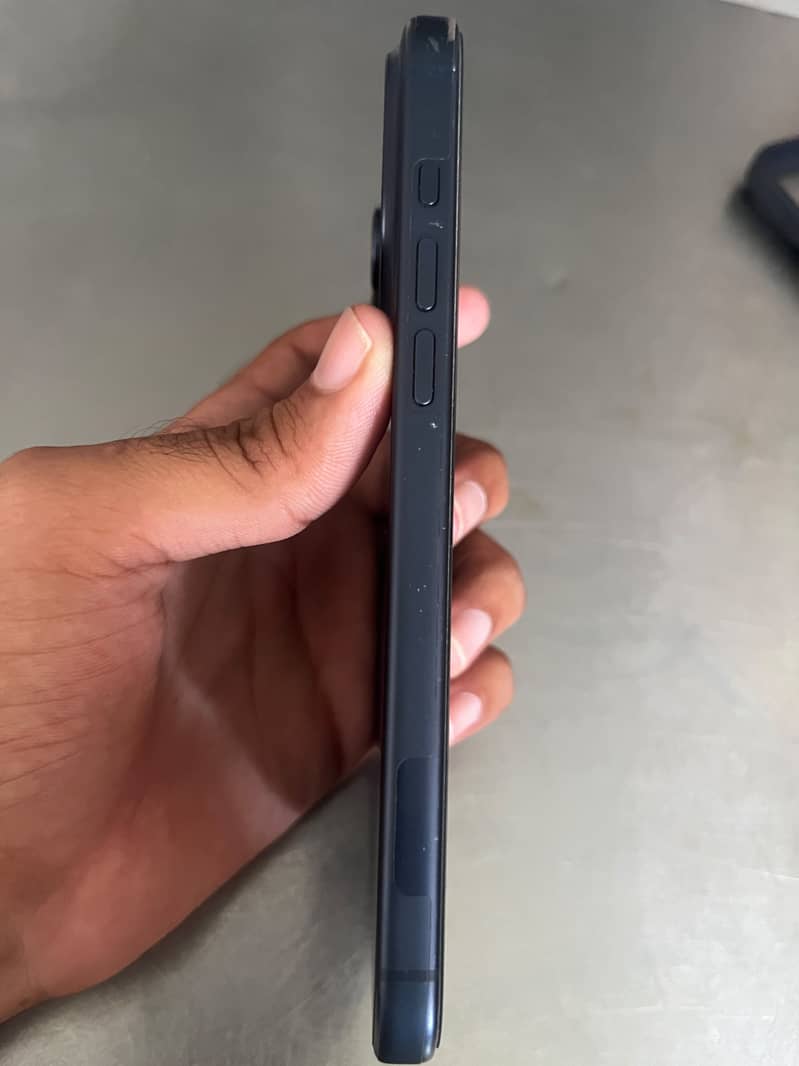 Apple iPhone 17 Pro Max 1