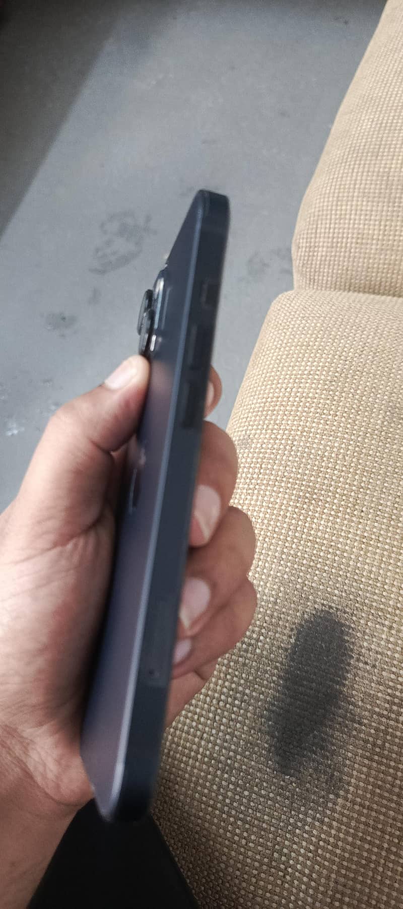 Apple iPhone 13 3