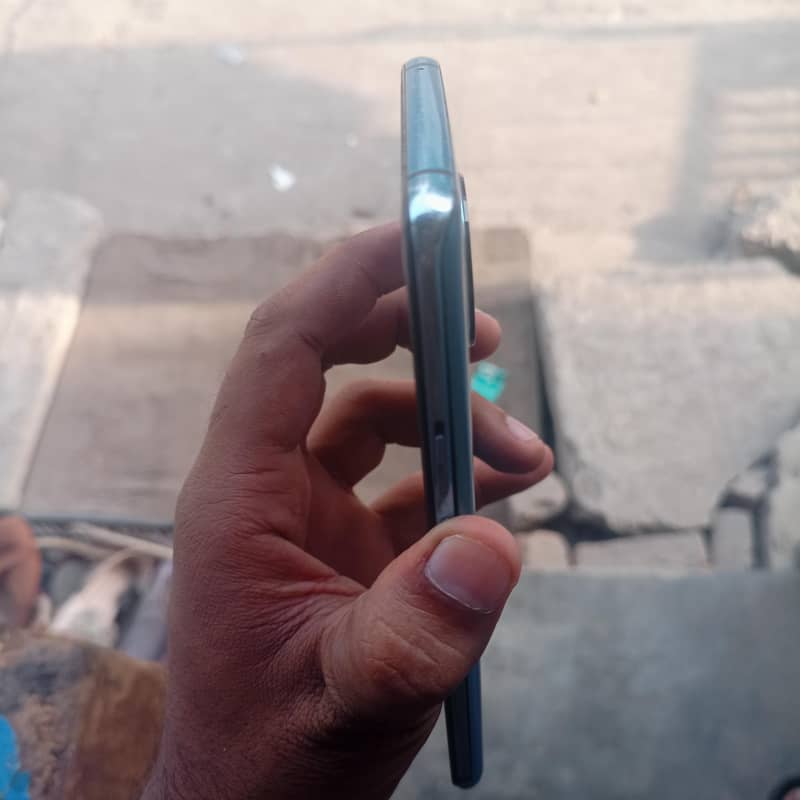 One Plus 7T 5