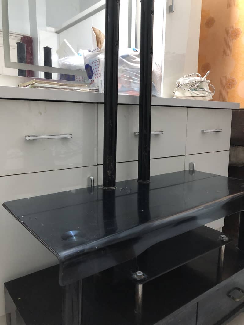 Led trolley 2