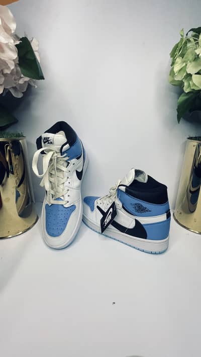 AIR JORDAN