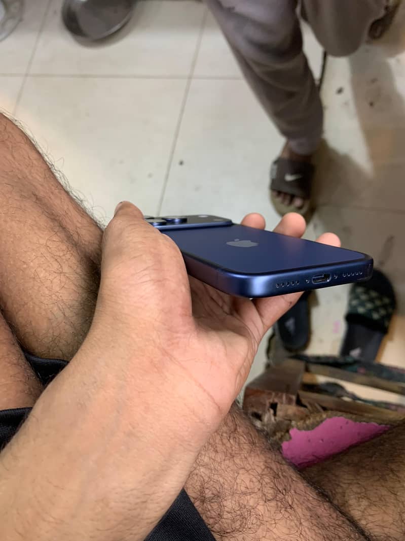 Apple iPhone 17 Pro 1