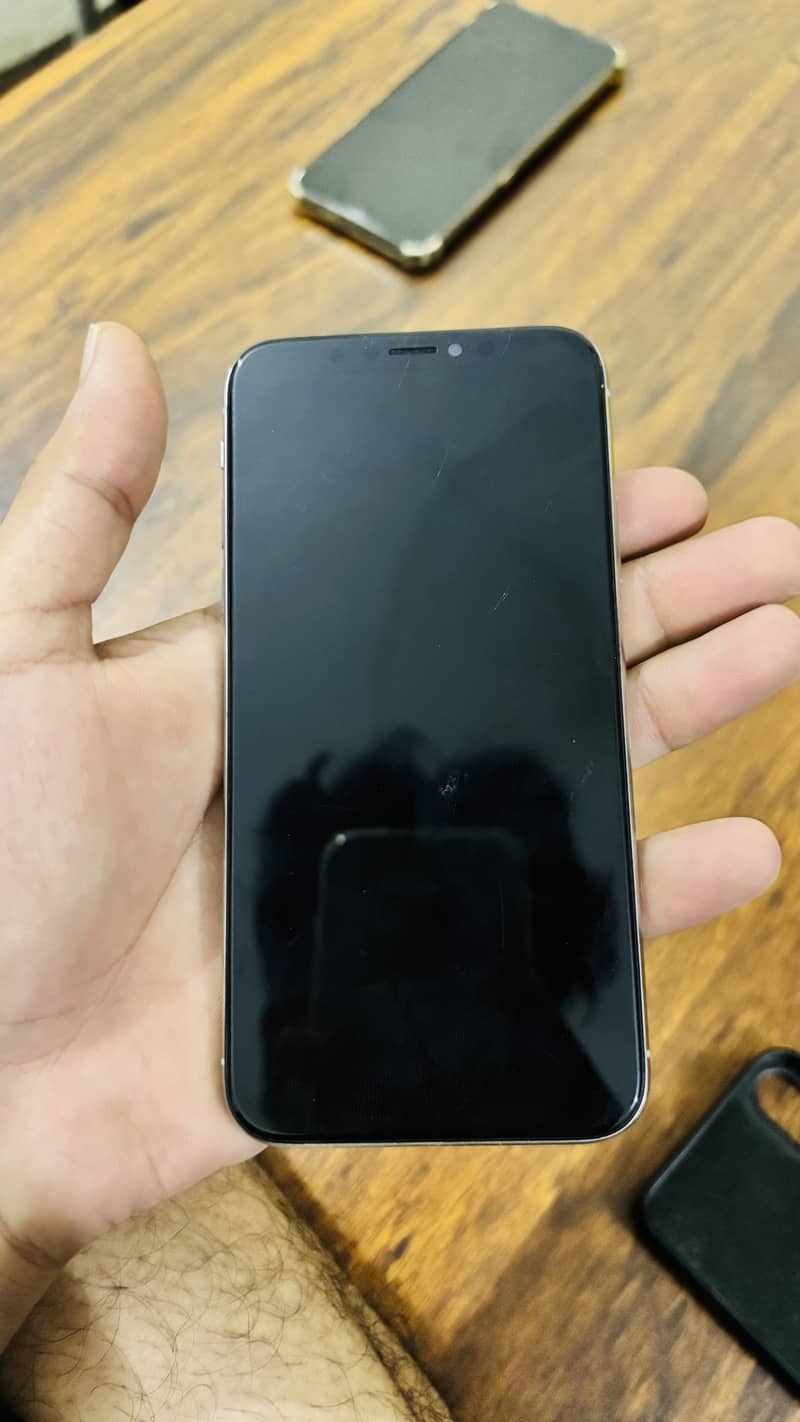 Apple iPhone X 1