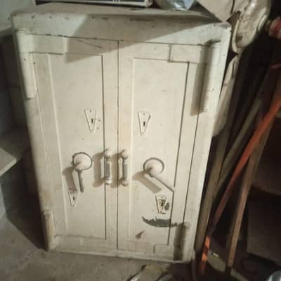 jewelry safe