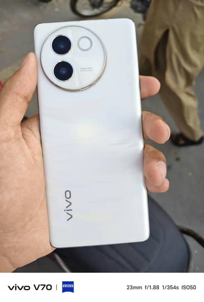 VIVO V30 E 5G 8+256