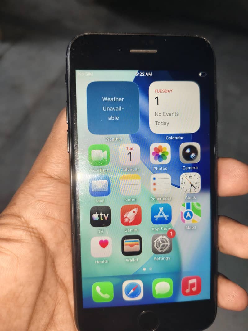 Apple iPhone SE 6