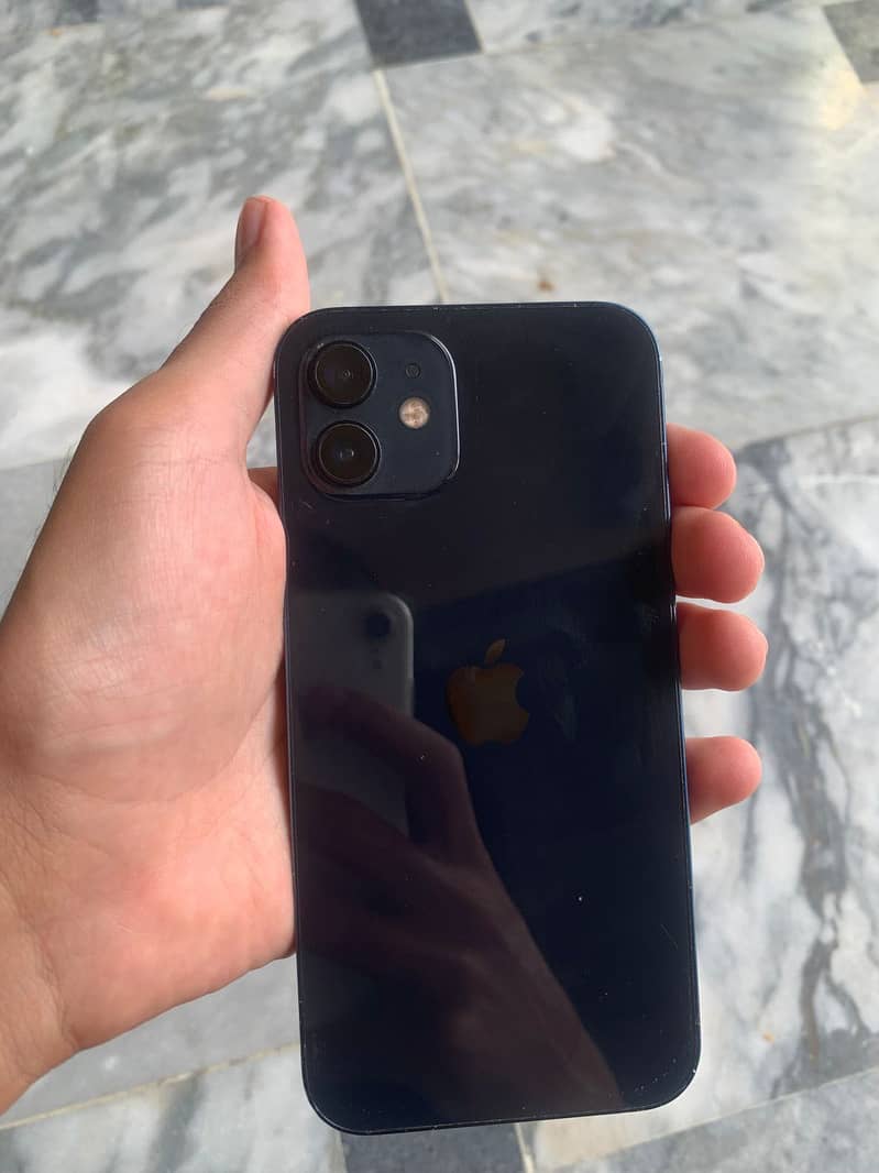 Apple iPhone 12 5