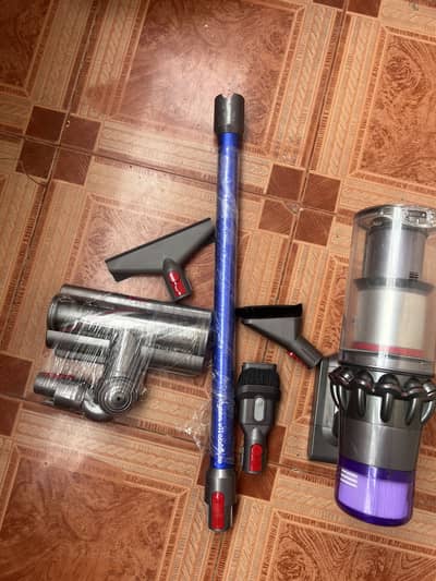 Dyson v11 cordless vacuum cleaner