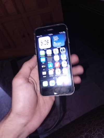 Apple iPhone SE
