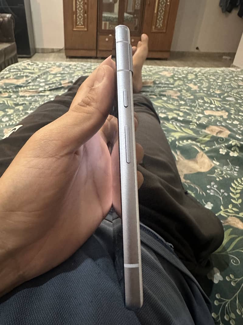 Google Pixel 7a 1