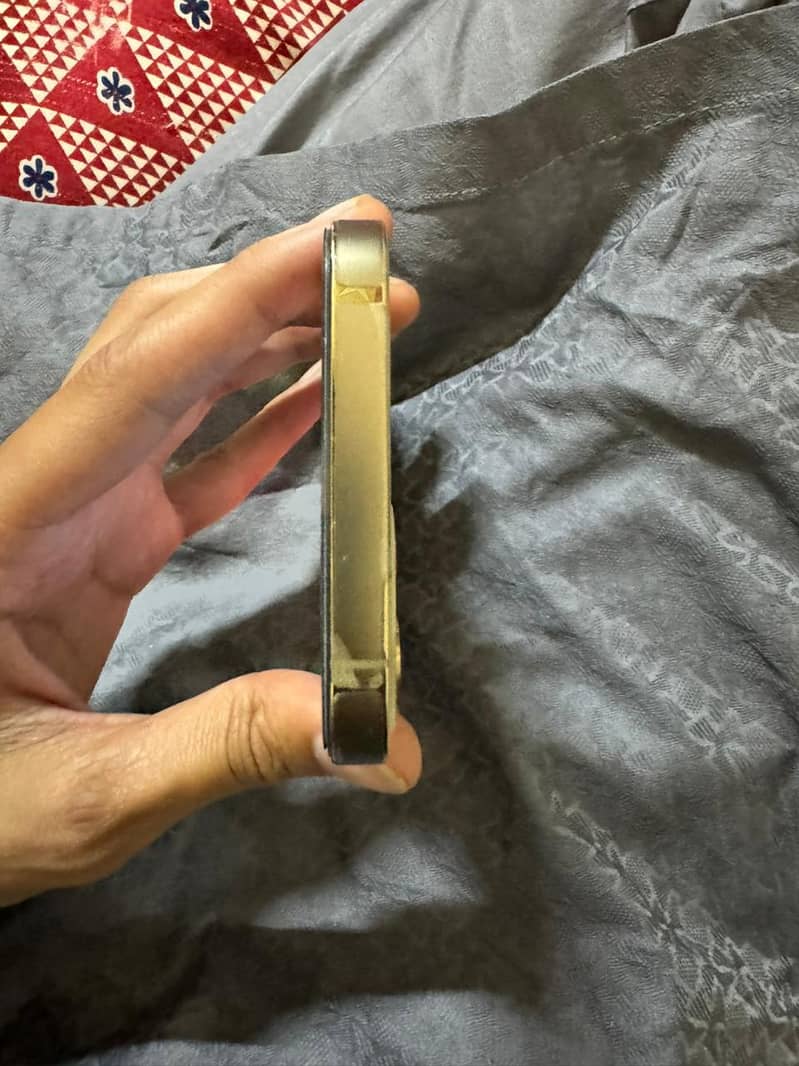 Apple iPhone 12 Pro 6