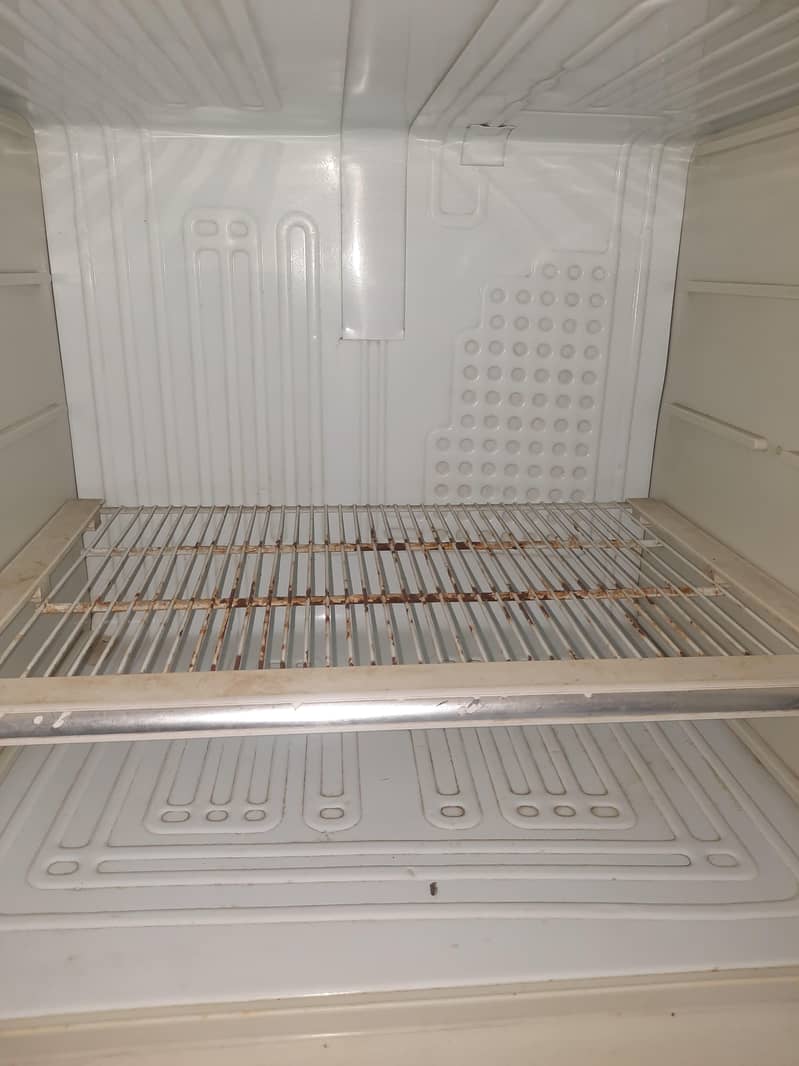 refrigerator 5