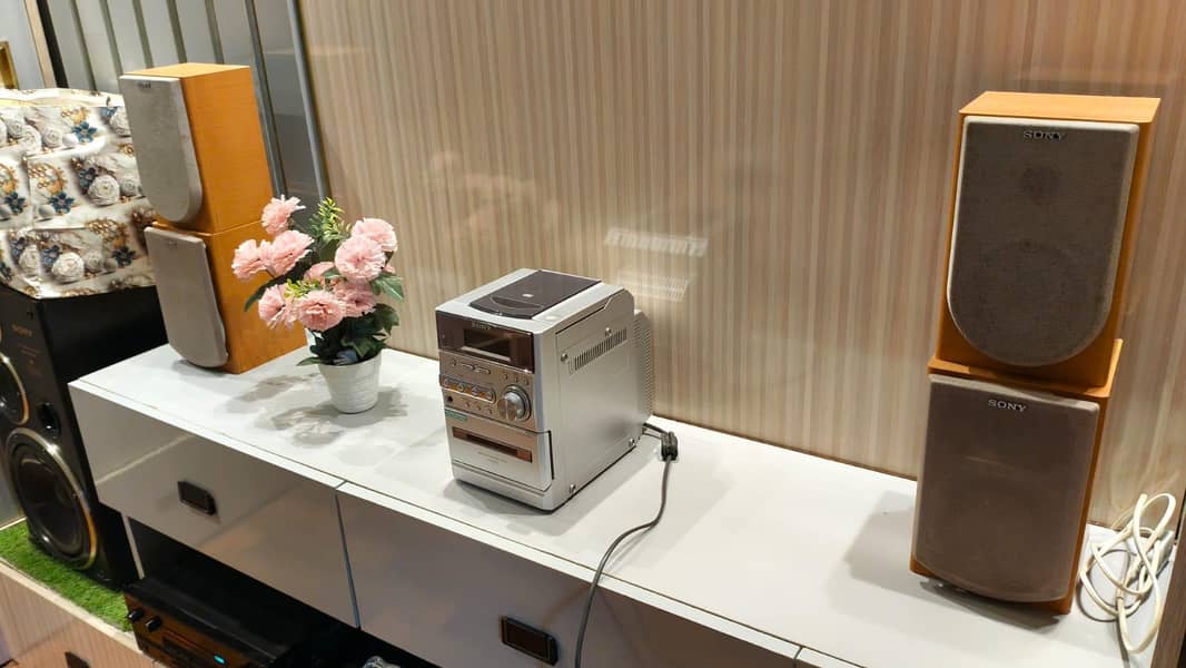 Sony speaker 0