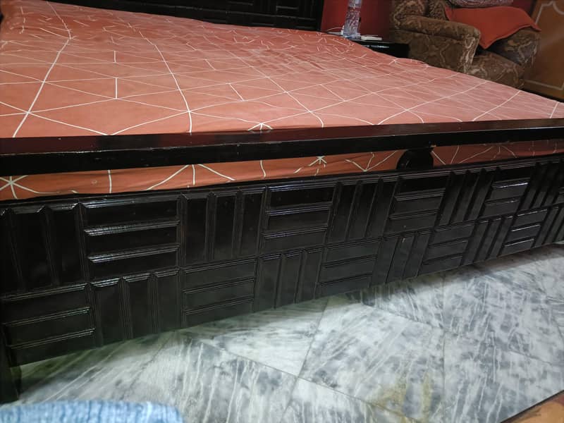 Wooden bed 1