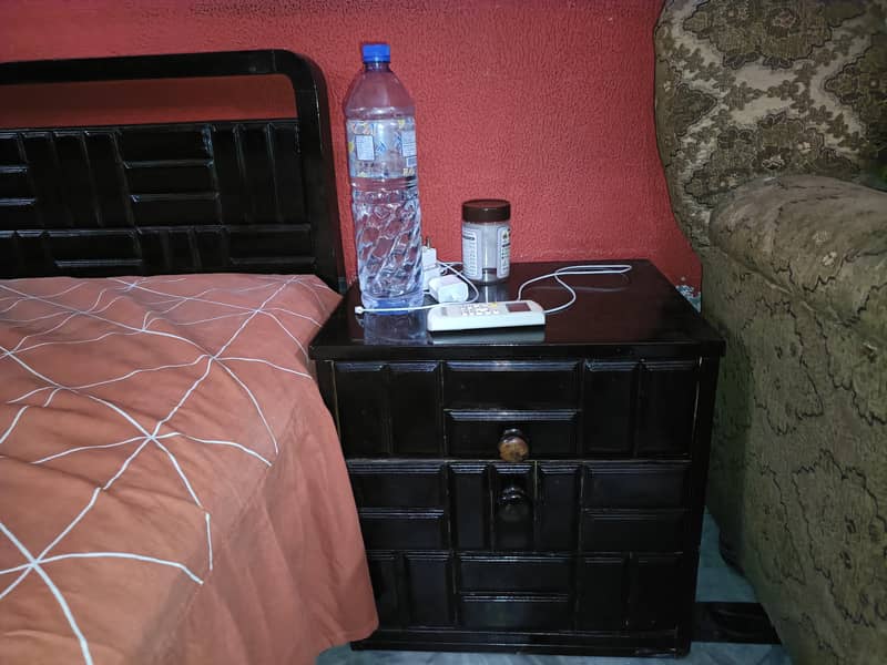 Wooden bed 4
