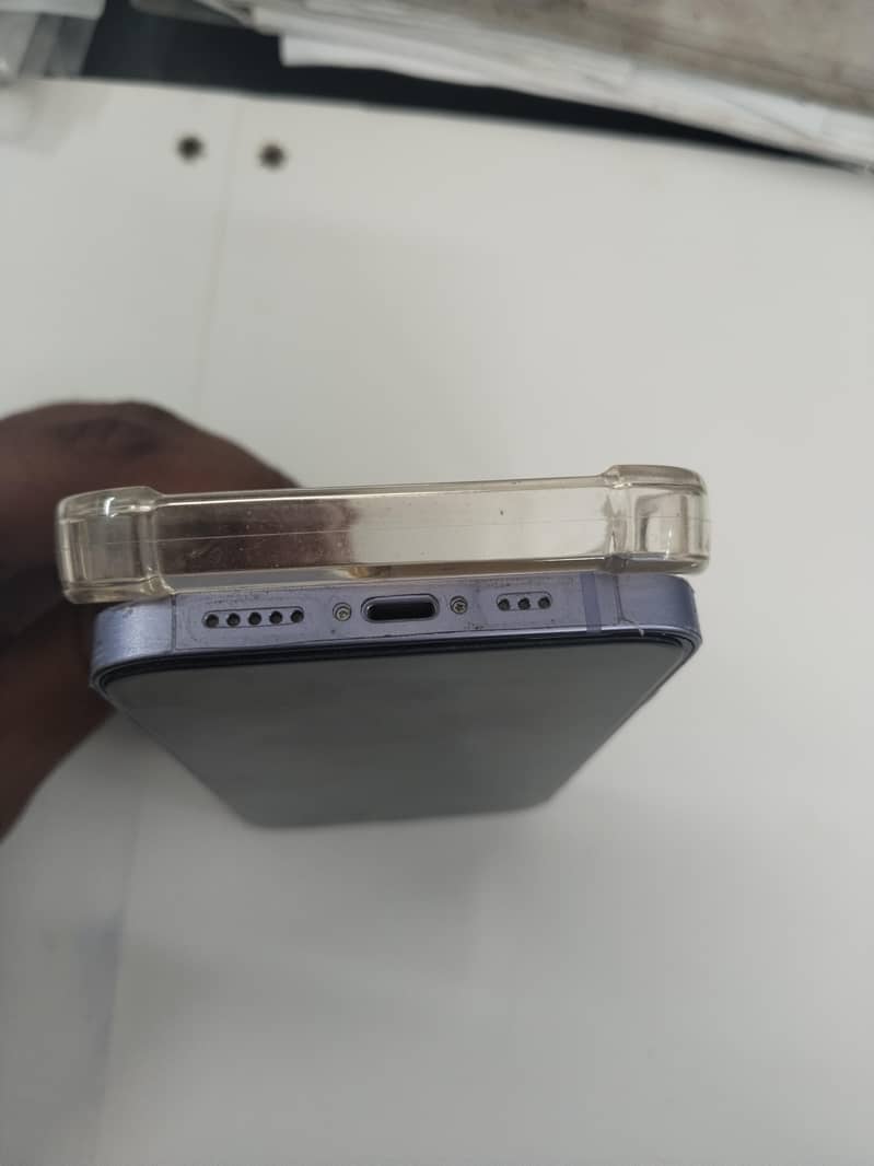 Apple iPhone 12 2