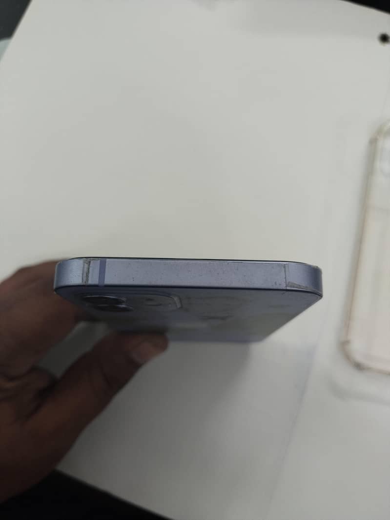 Apple iPhone 12 3