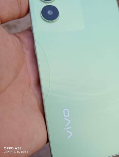 Vivo Y100