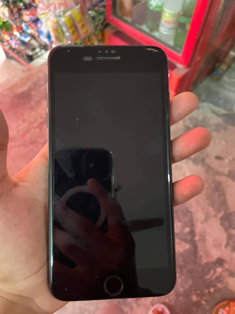 Apple iPhone 7 Plus 2