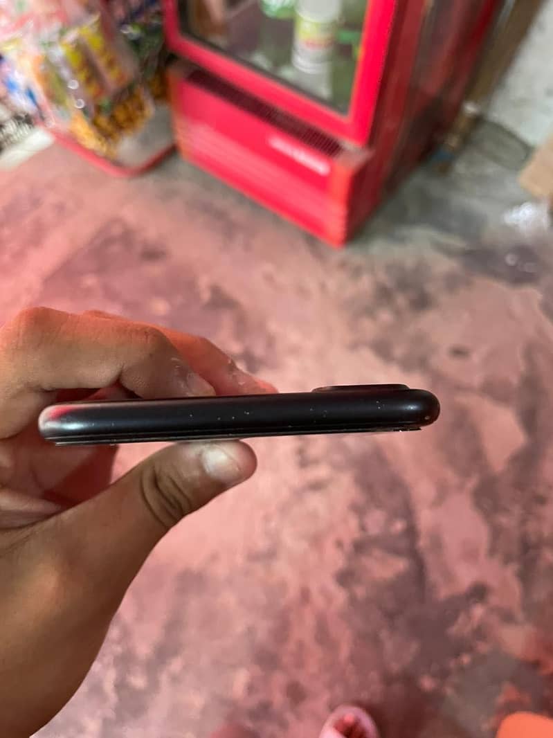 Apple iPhone 7 Plus 3