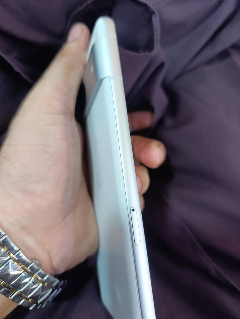 Google Pixel 7 6