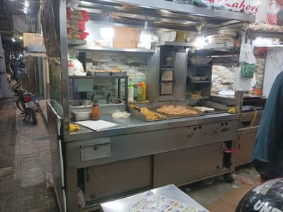 shawarma counter