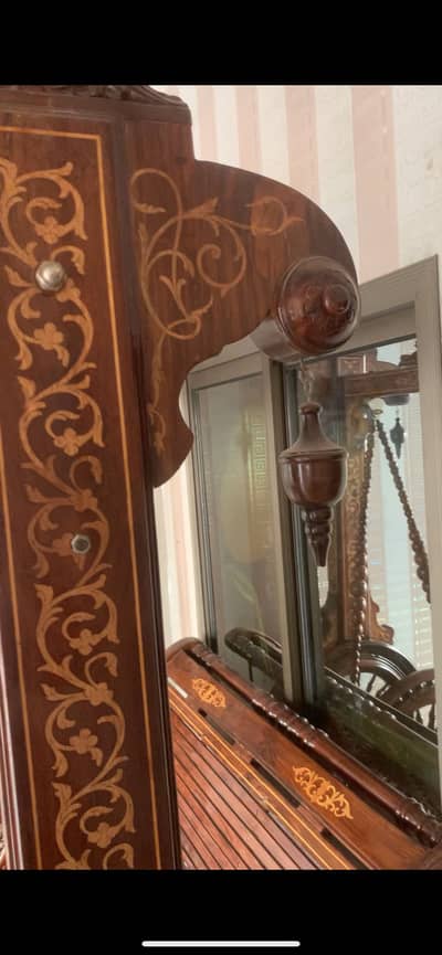 Wooden Jhula For Sale in Faisalabad - Rs 100000