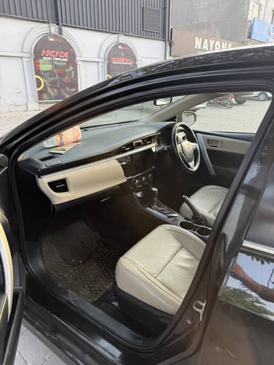 Toyota Altis Grande 2016