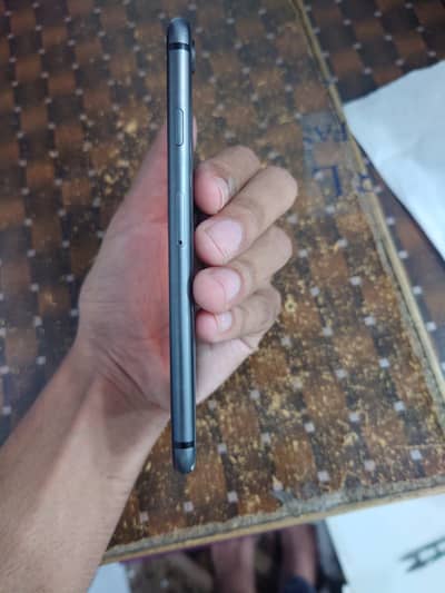 Apple iPhone 8 official pta approved