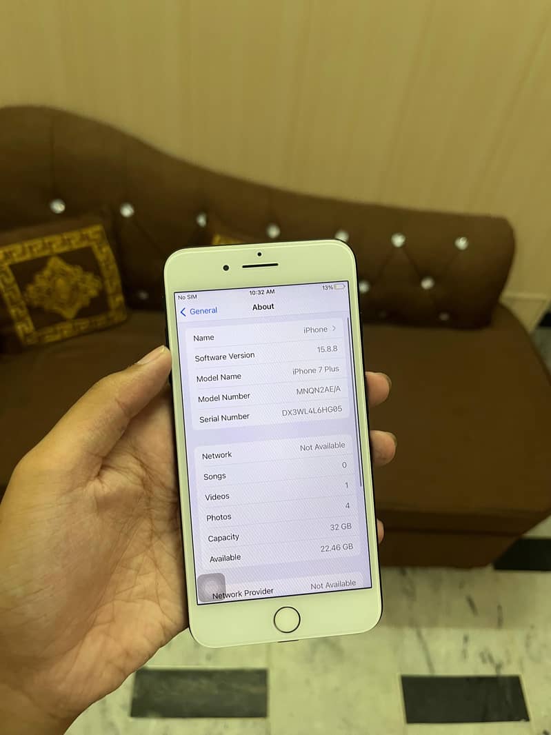 Apple iPhone 7 Plus 3