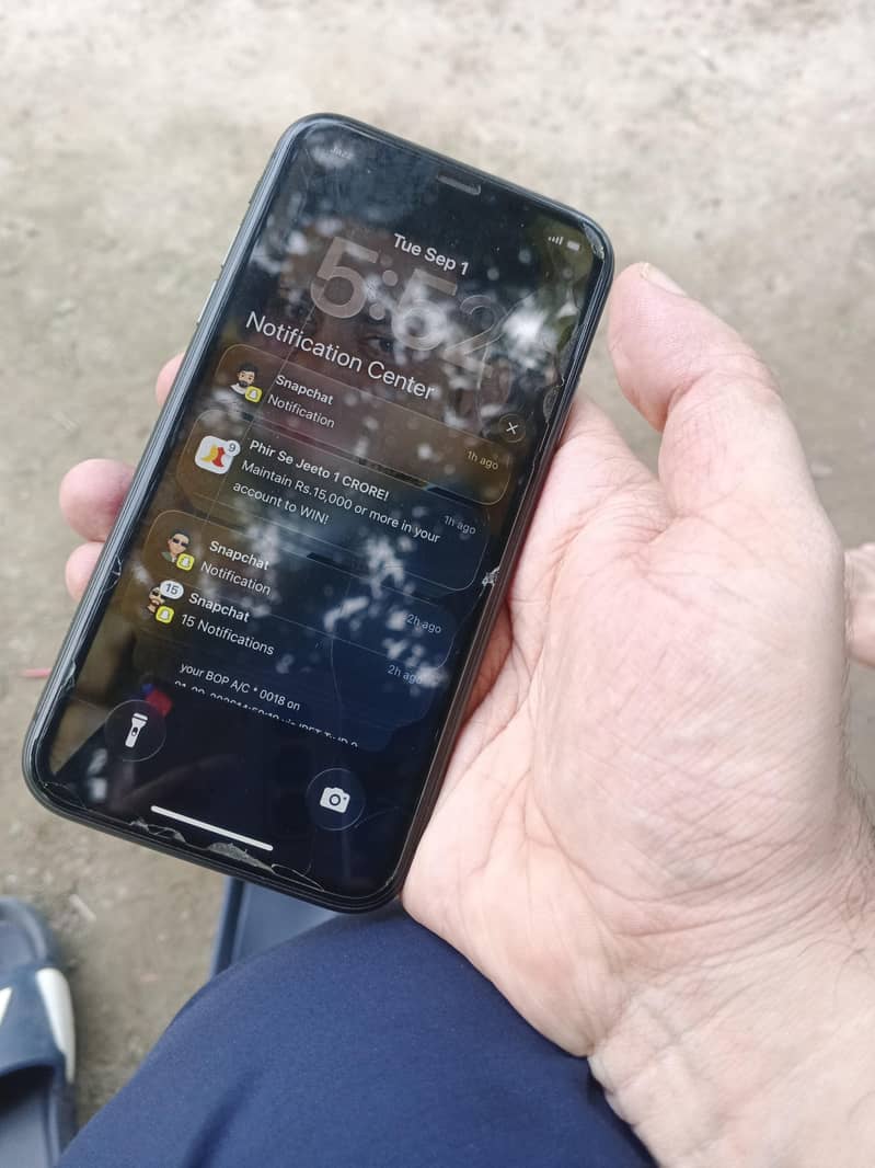 Apple iPhone 11 2