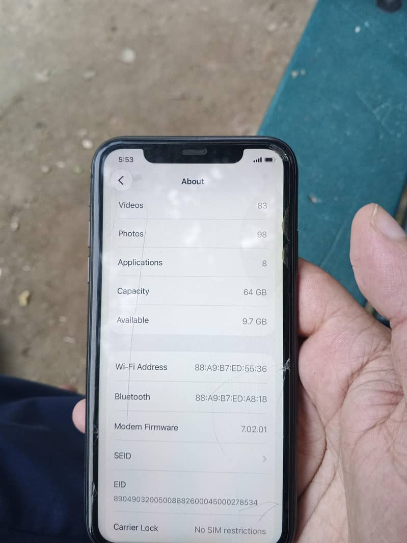Apple iPhone 11 6
