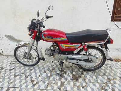 hi speed 20 modal number laga hua