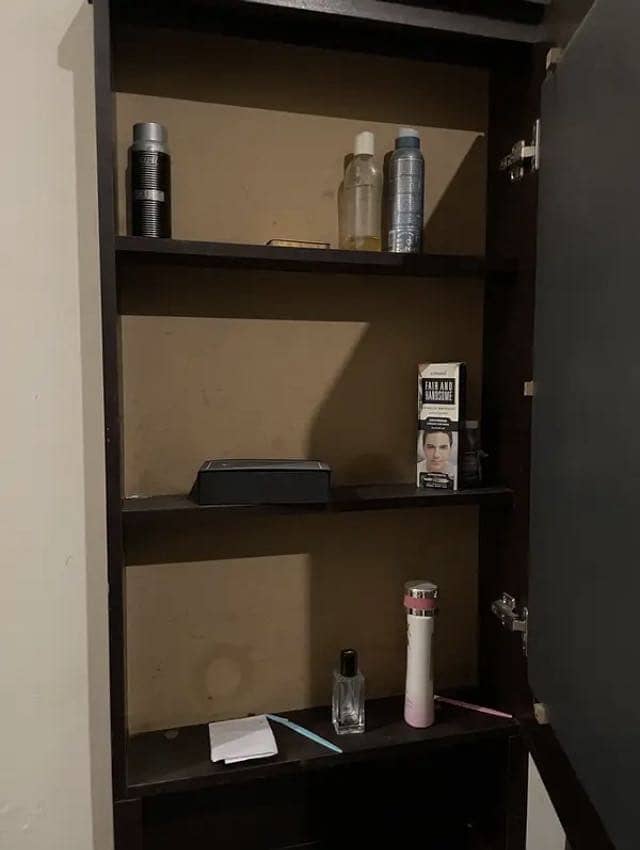 Dressing table 1
