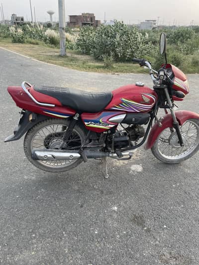Honda pridor 100cc