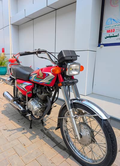 Honda CG-125 2023