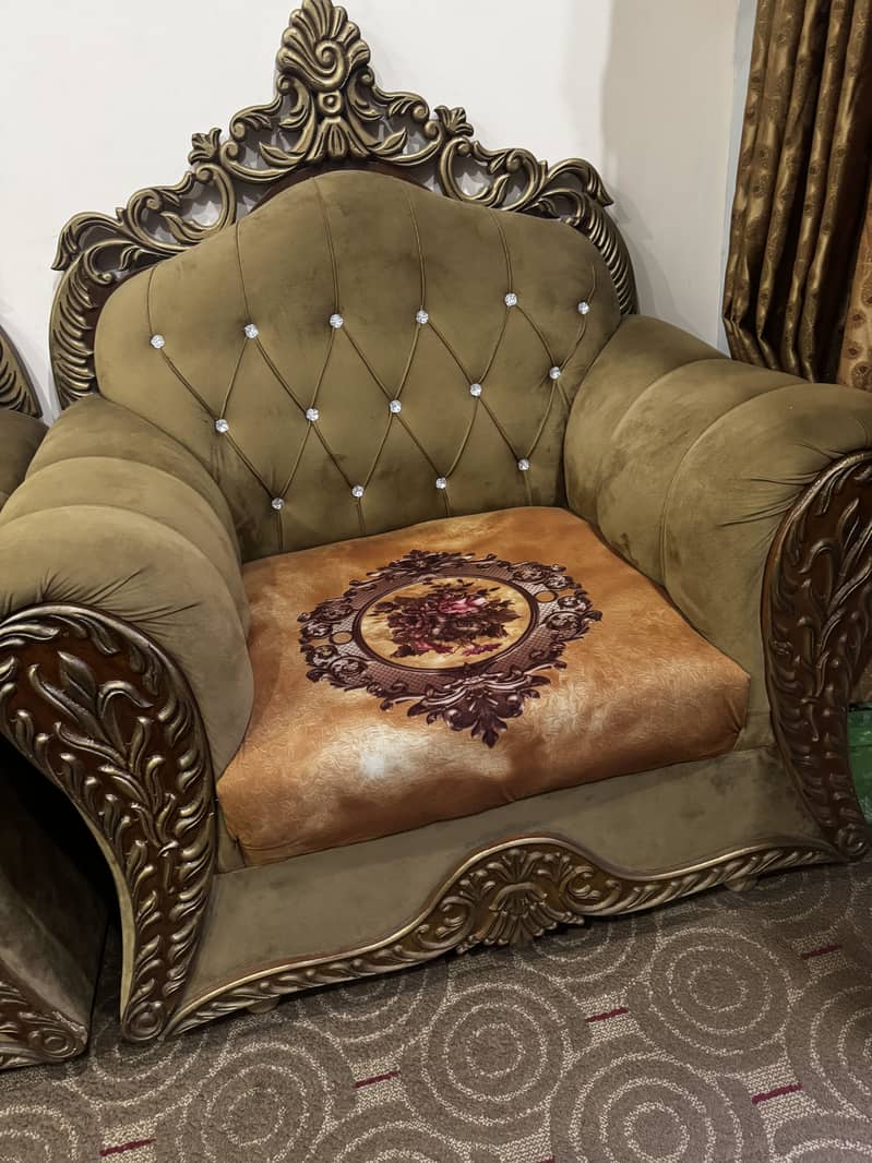 5 seaters sofa 2