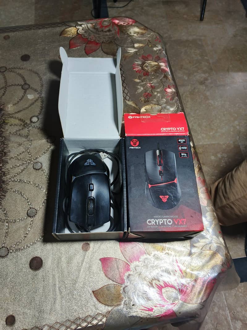 FANTECH CRYPTO VX7 Gaming Mouse 1