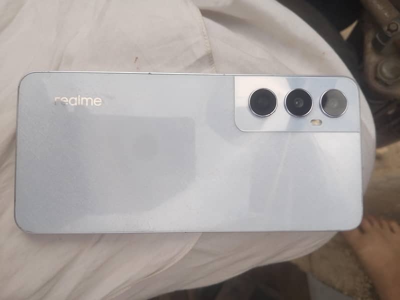 Realme C65 1