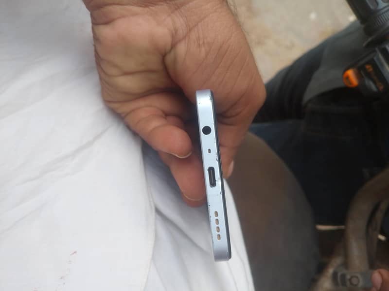 Realme C65 5