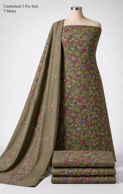 Ladies suit