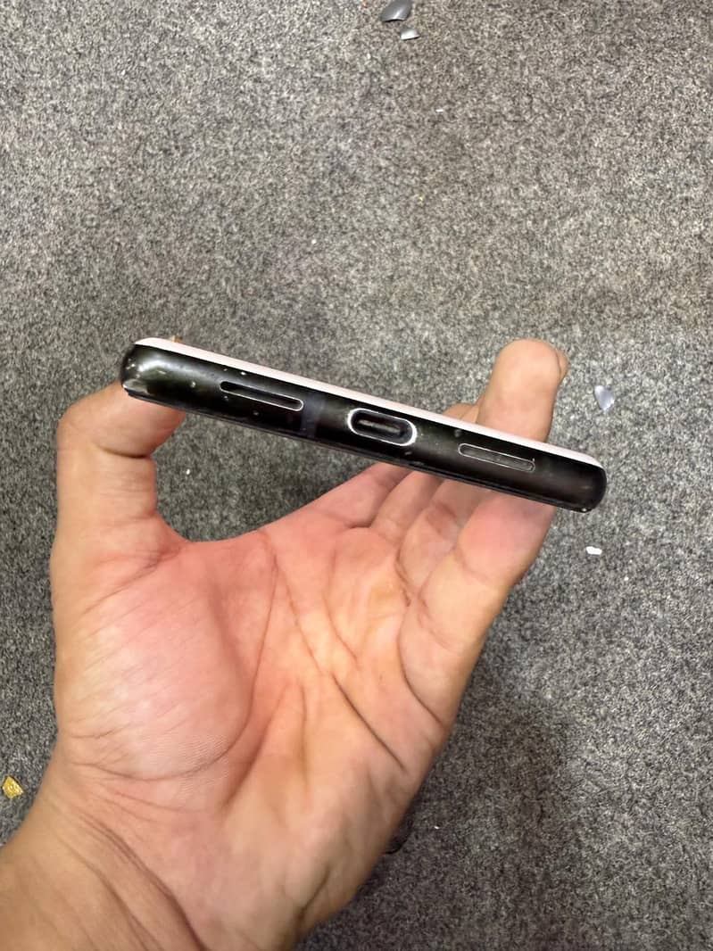 Google Pixel 6 5