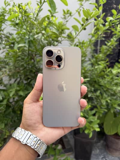 Apple iPhone 15 Pro Max
