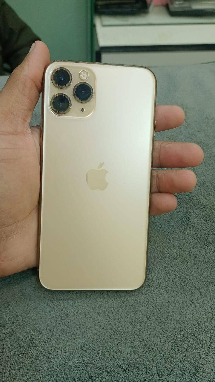 Apple iPhone 11 Pro 3