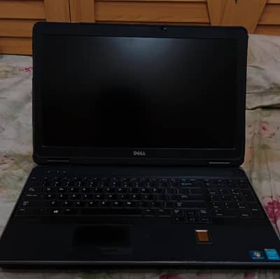 Dell Latitude e6540 core i7 8gb ram 128gb ssd 320gb hard disk