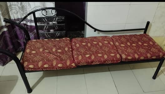 3 seater iron sethi