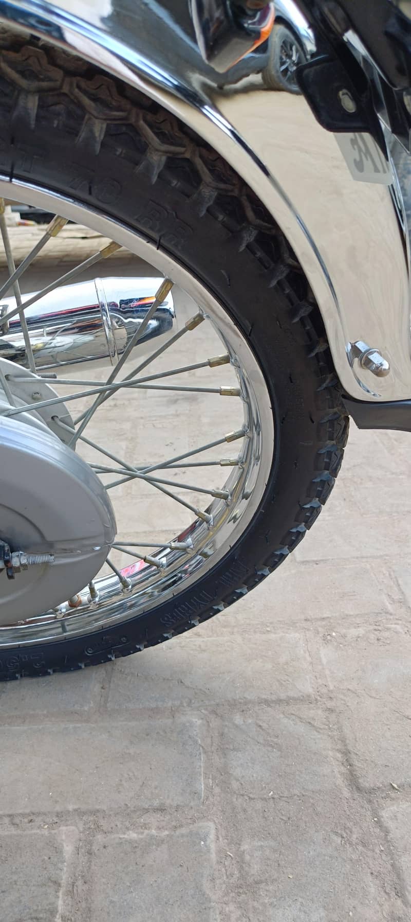 Honda CD 70 2024/25 12